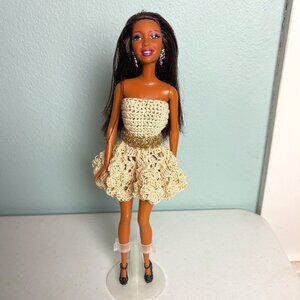 Mattel 2001 African American Barbie 0690HF Silver Rose Tattoos on Legs